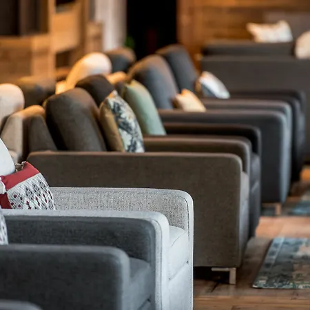 Skadi Hotel 5*