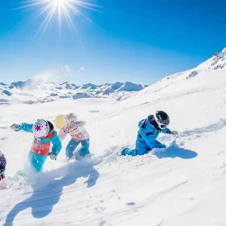 Hotel Skadi By Village Montana Val-dʼIsère